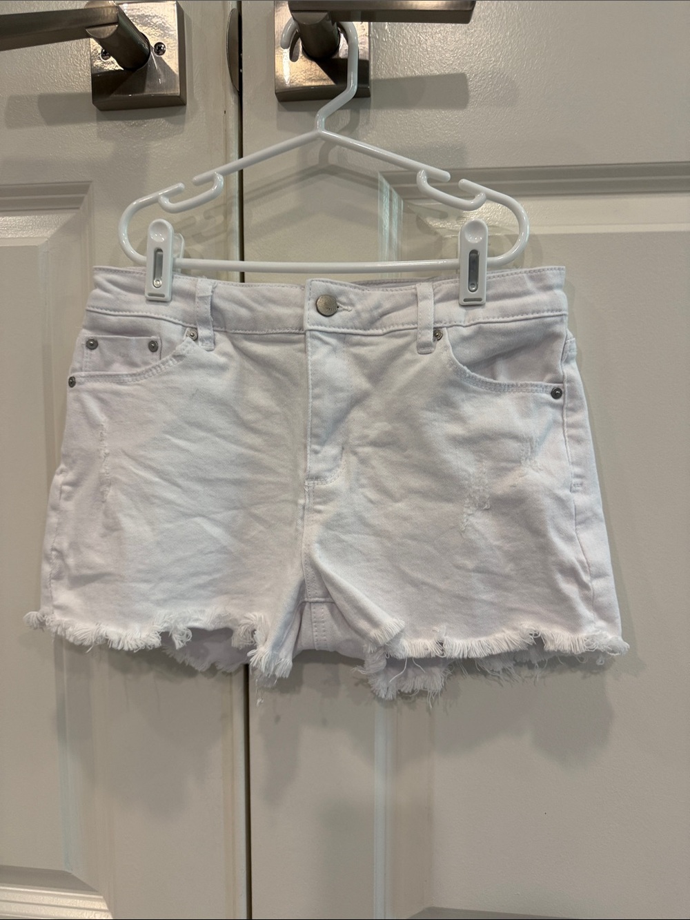 Tractr White Frayed Hem Girls Denim Shorts